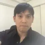 株式会社しごとウェブ代表 佐藤 哲津斗（肖像写真）